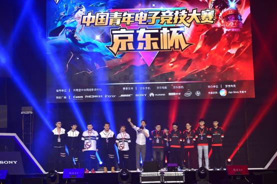 B8 对阵 NAVI，FaZe 对阵 Passion UA — StarLadder 布达佩斯 Major 2025 第三阶段决赛轮次的赛程