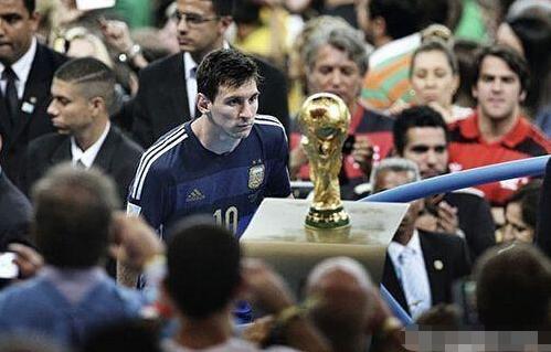 GIANTX 和 Paper Rex 在 VALORANT Champions 2025 的开幕日中取得胜利